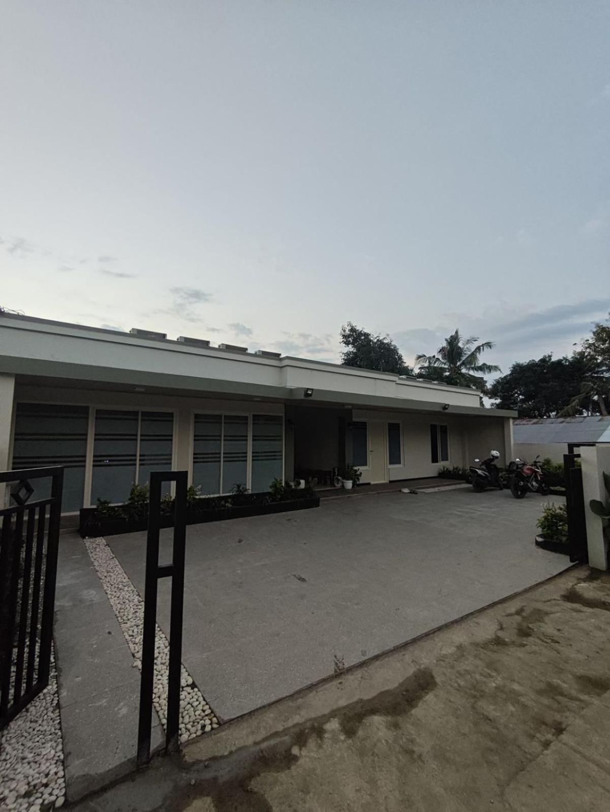 El Nipa Hotel Labuan Bajo Bagian luar foto